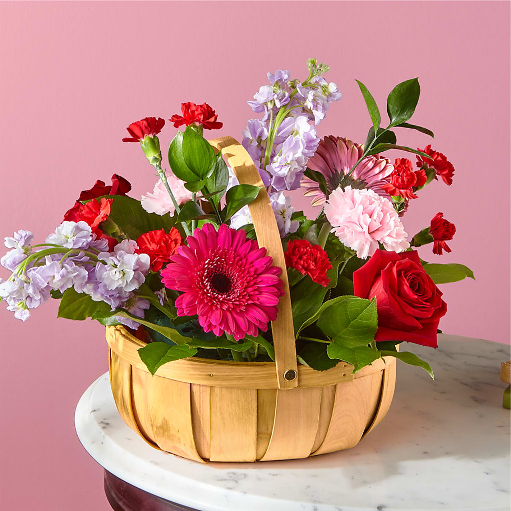 Pink Picnic Basket – Park Avenue Florist, Orange Park FL