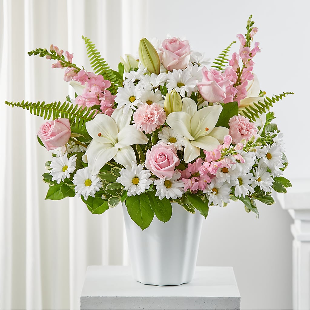 Soft Touch Tabletop Basket – Park Avenue Florist, Orange Park FL