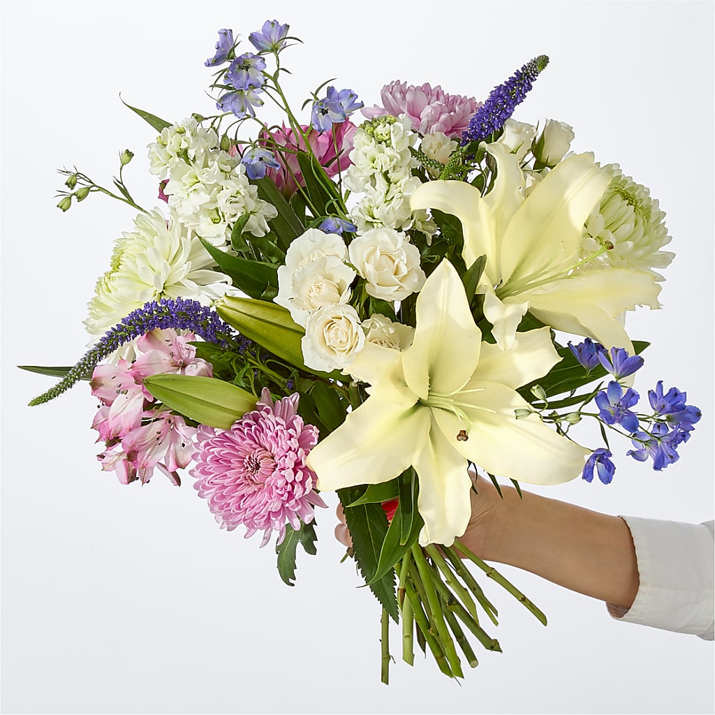 Winter Celebration Bouquet –  Park Avenue Florist, Orange Park FL