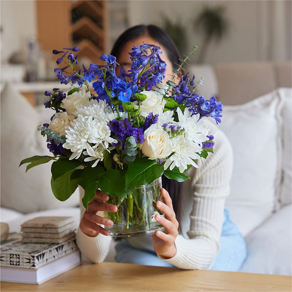 Cerulean Waves Bouquet –  Park Avenue Florist, Orange Park FL