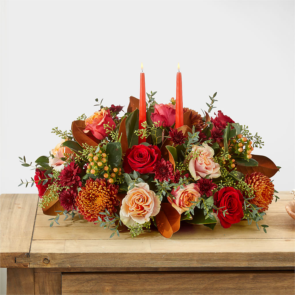 Gather Near Centerpiece –  Park Avenue Florist, Orange Park FL