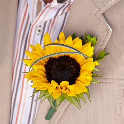 Free Spirit Boutonniere –  Park Avenue Florist, Orange Park FL